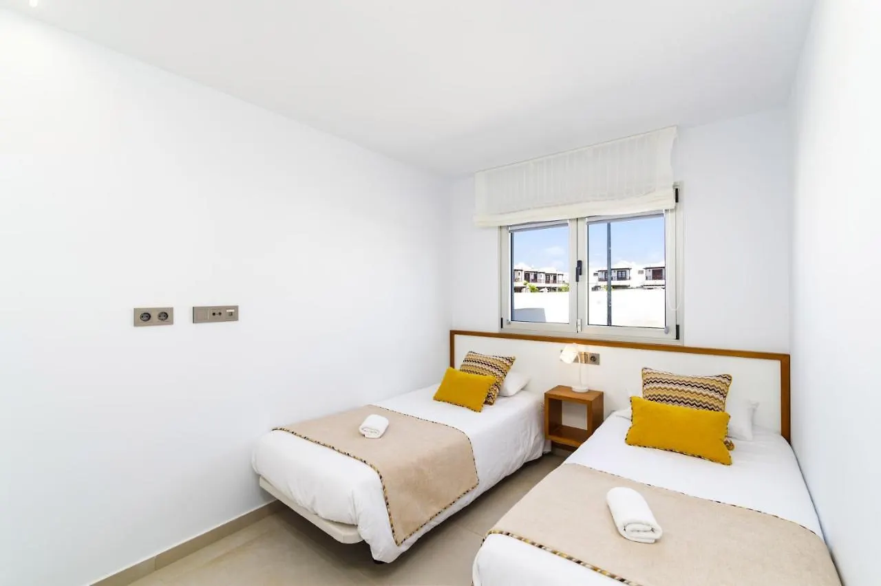 Villa Verde Blanca By Villa Plus Playa Blanca  Spain