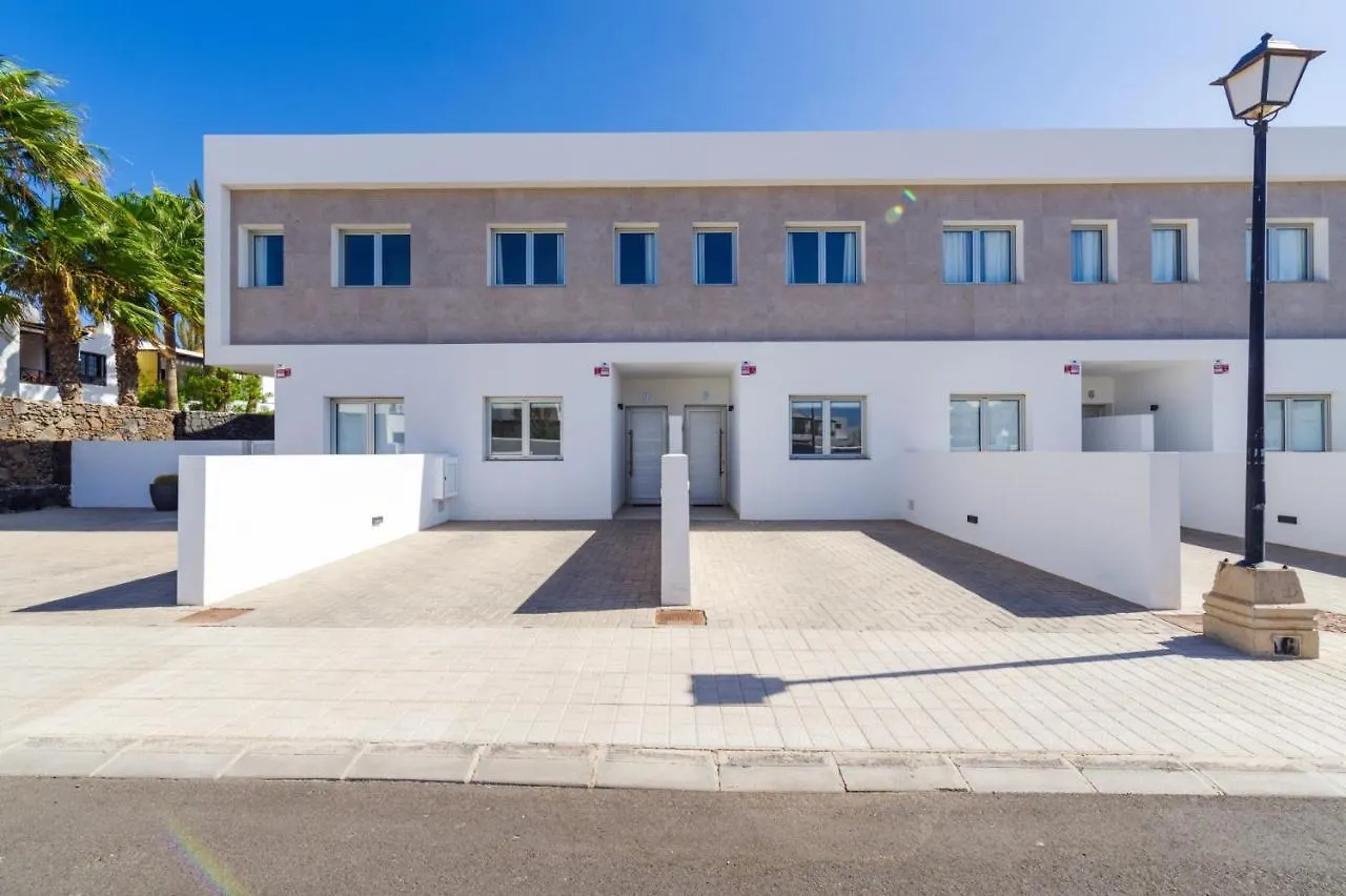 Villa Verde Blanca By Villa Plus Playa Blanca 0*,  İspanya